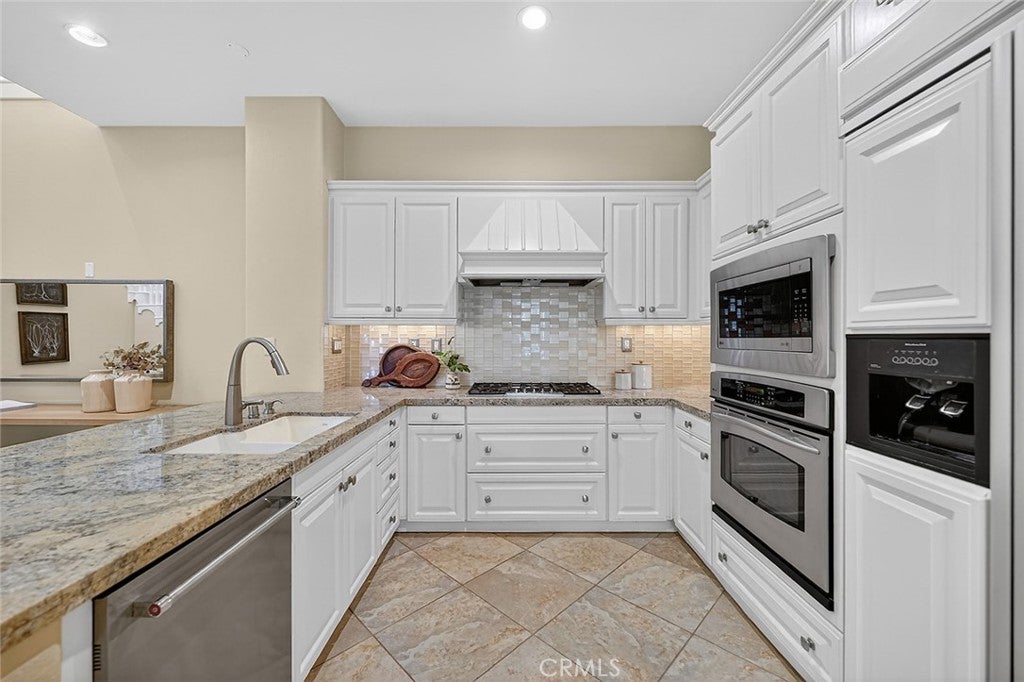 23 Altino, Newport Coast CA 92657 - Photo 9