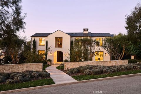 Photo of 3701 Via Valmonte, Palos Verdes Estates, CA 90274 (MLS # SB26045507)