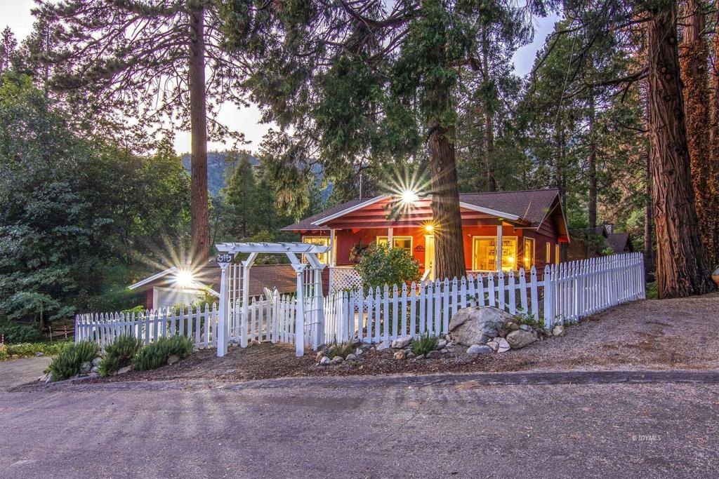 25005 Rim Rock Road