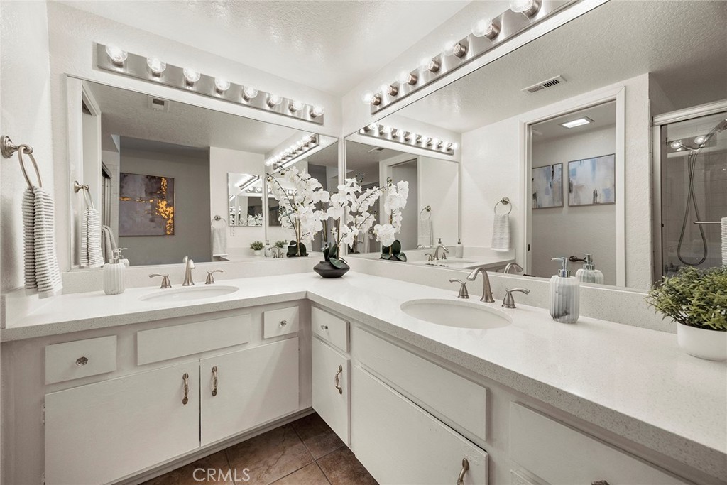 Newport Glen (NGLN) - Residential