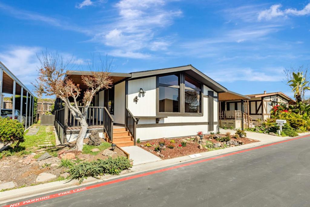 Welcome to Fox Hollow #4, a place where Luxury, Lifestyle, and Location all collide to a place you can call home. Come take a look at this refreshed and light remodeled 2bed 2bath 1977 Levett. Located in the heart of Silicon Valley and just 5min away from Mercado Shopping Center make this location very desirable. Enjoy approximately 1440sq-ft of living space nestled in the community of Fox Hollow for Older Adults. To start this home features a wonderful large side deck for outdoor enjoyment. Enjoy an open concept floor plan with both a living and family room delightfully adorned with new laminate floors. This home features high vaulted ceilings with exposed beams, freshly painted interior and newly installed baseboards. The kitchen has been fitted with a newly installed built-in oven, dishwasher, and microwave. The home features a large master bedroom and bathroom with a garden tub deck for relaxing. With newly installed carpet in bedrooms, newly installed front landscape, outside lower patio, washer and dryer, 3 car parking, AC, shed, and more, all make this home very desirable and move-in ready.