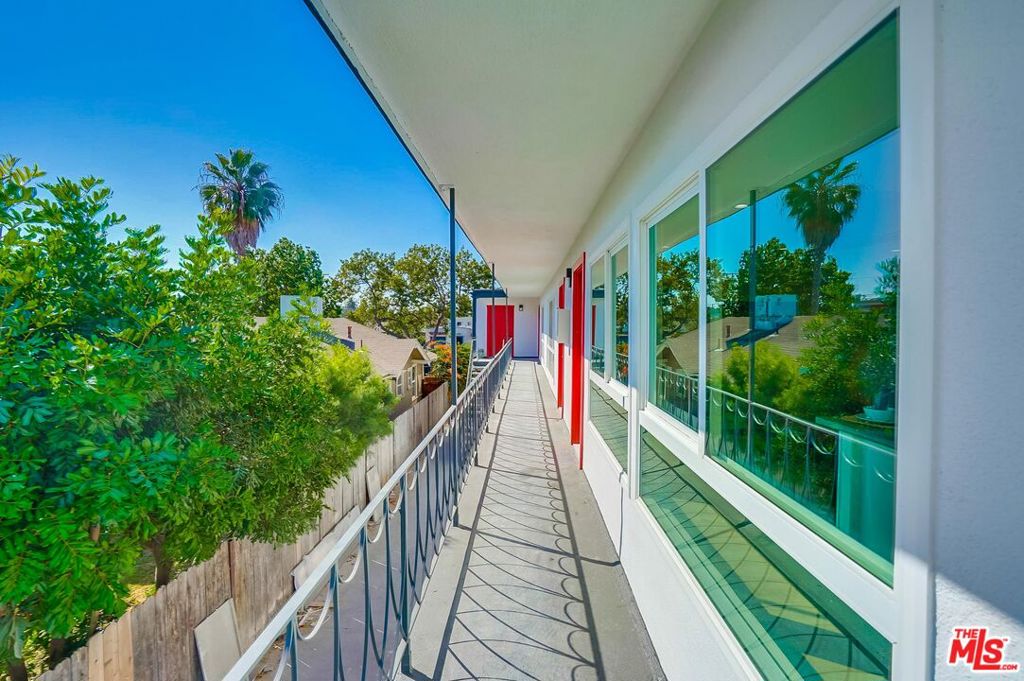1512 Sherman Place