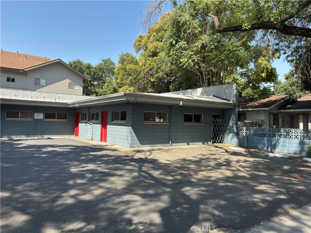 This 1,352 square foot mixed-use property well suited for personal services, office, and retail opportunities located directly off Highway 32 and near Downtown Chico with easy access to Highway 99. The layout features a waiting room, a reception area, three private offices, and a single bathroom. Ample on-site parking supports easy access for staff and visitors.