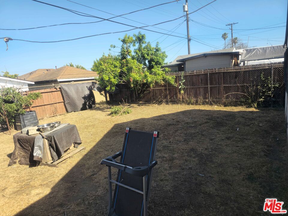 14102 S Parmelee Avenue