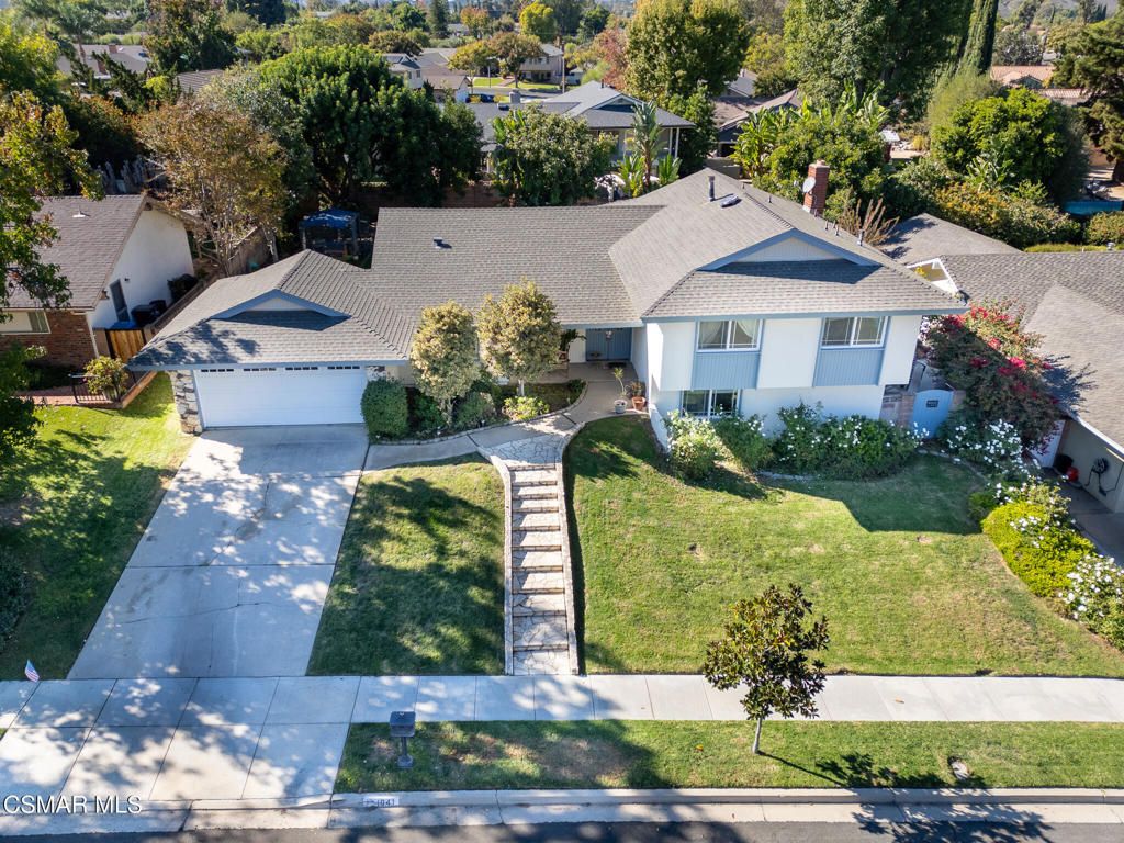 Photo of 1041 Balsamo Avenue, Simi Valley, CA 93065 (MLS # 225005571)