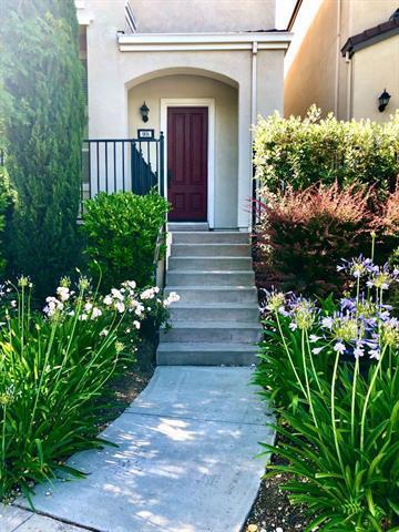 Come to Willow Glen home which is located close to downtown Willow Glen and downtown San Jose. Step into this bright and inviting open concept living space and settle in! Located on a corner lot . Featuring natural stone tile in the living room with gas fireplace insert and high ceilings, hardwood flooring in family, kitchen, dining and bedrooms, spacious kitchen with granite, pantry and stainless appliances,plantation shutters, recessed lighting, dual pane windows. Both bathrooms have been updated with natural stone tiles and frameless shower doors. The master suite is large and includes a walk in closet. Finished 2 car garage boasts a huge storage area and washer, dryer, refrigerator