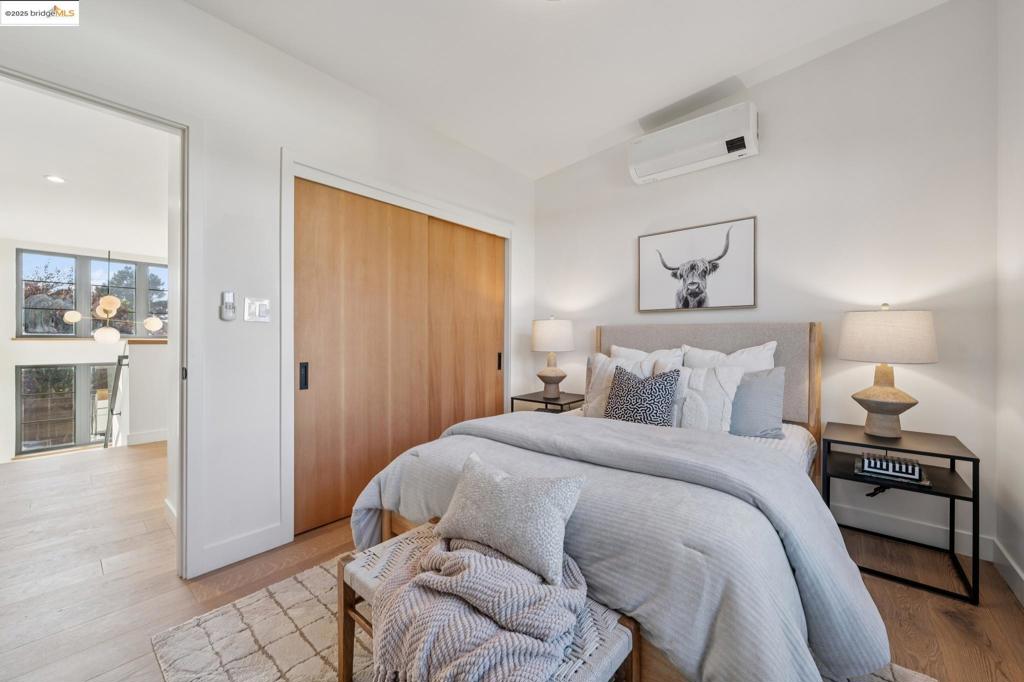 CENTRAL BERKELEY - Residential