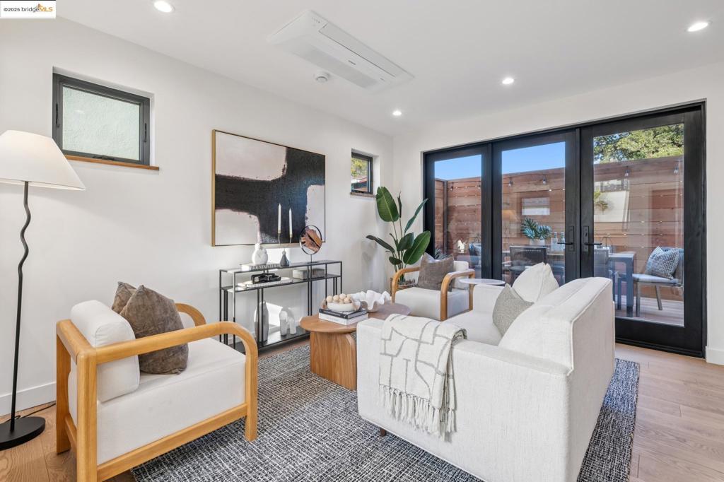 CENTRAL BERKELEY - Residential