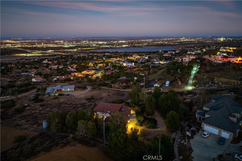 Photo of 36421 Oliver Ln, Palmdale, CA 93551 (MLS # SR25278706)