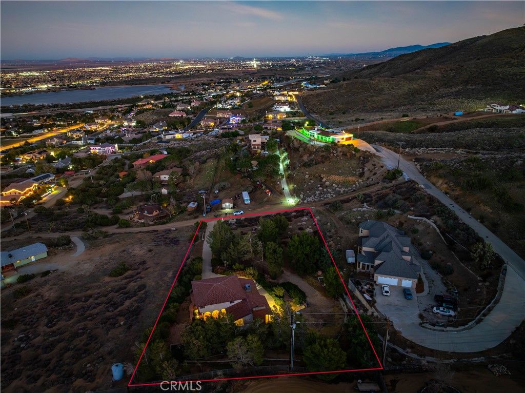 Photo of 36421 Oliver Ln, Palmdale, CA 93551 (MLS # SR25278706)