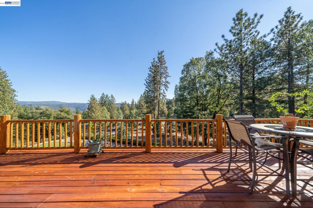 6775 Trailhead Ct