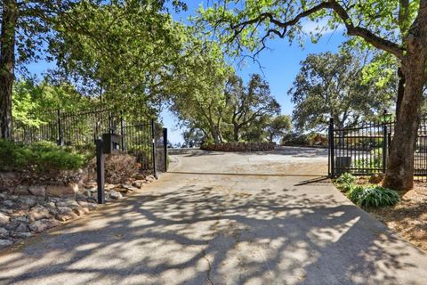 Tiny photo for 20768 Scenic Vista Drive, San Jose, CA 95120 (MLS # ML82037564)