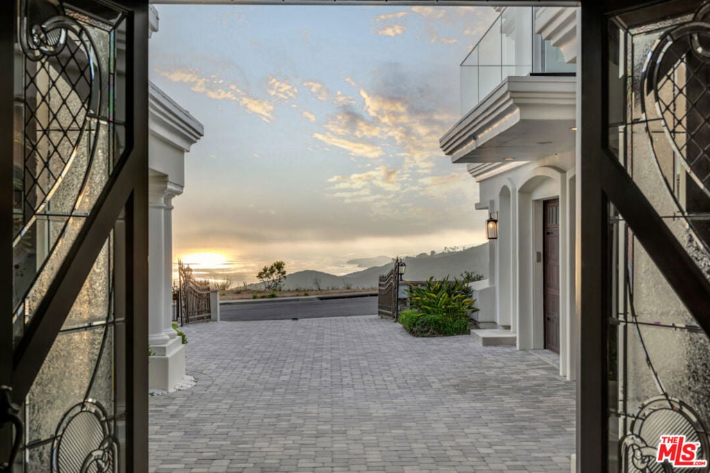 8 Saint Tropez, Laguna Niguel CA 92677 - Photo 10