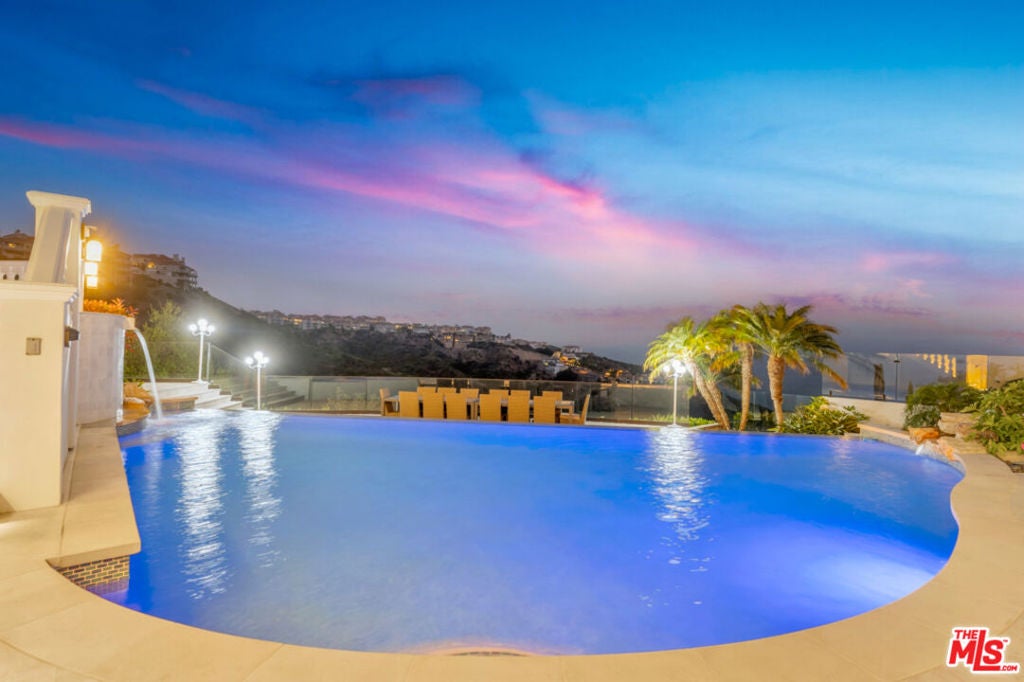 8 Saint Tropez