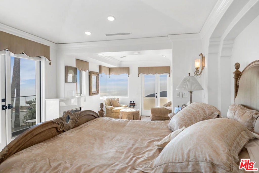 8 Saint Tropez, Laguna Niguel CA 92677 - Photo 32