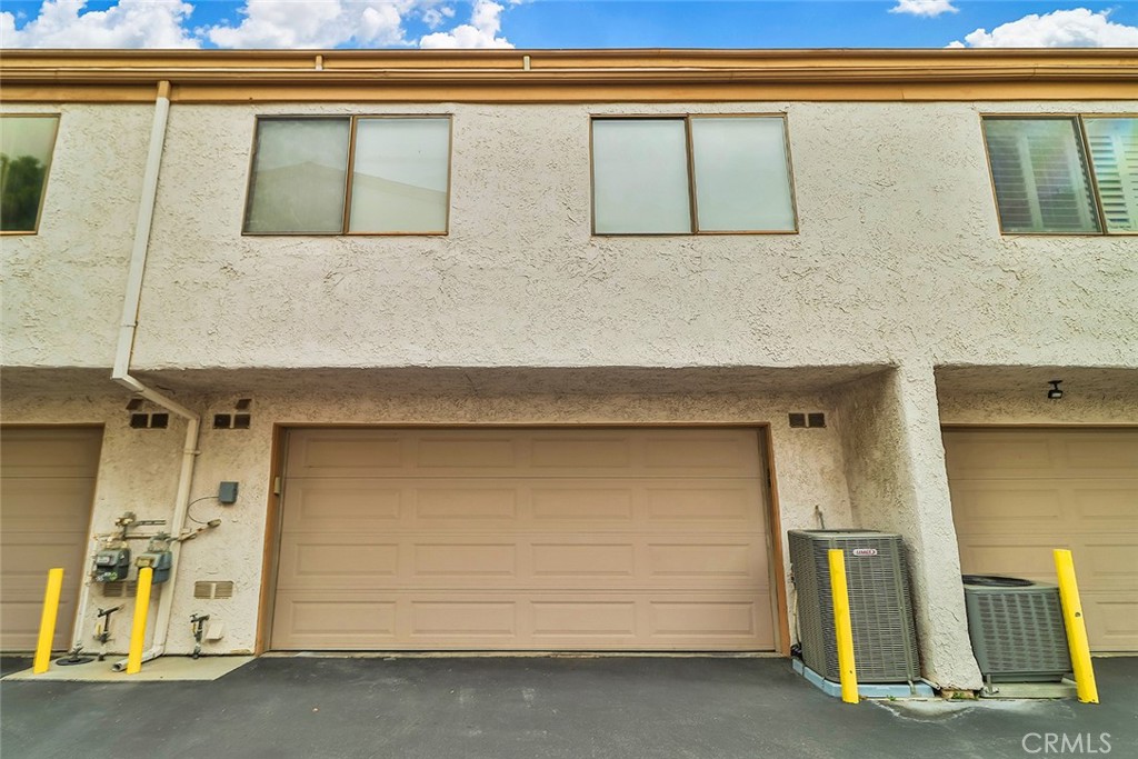 21025 Lemarsh Street G39