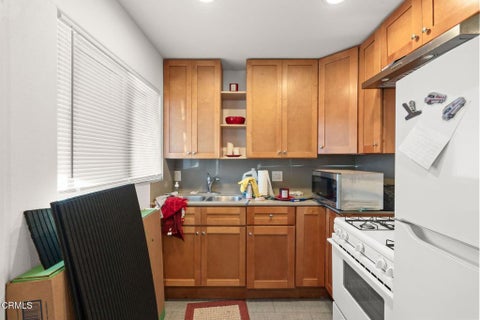 Tiny photo for 2422 Alameda Avenue, Ventura, CA 93003 (MLS # V1-38175)