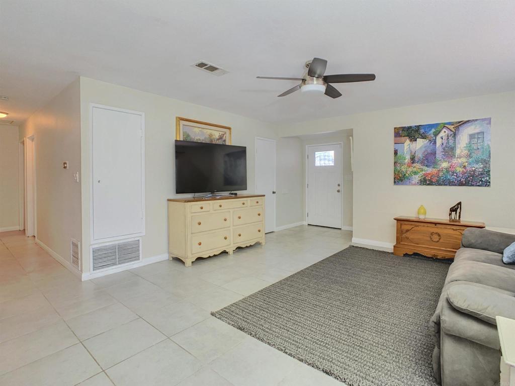 9909 Winchester Way