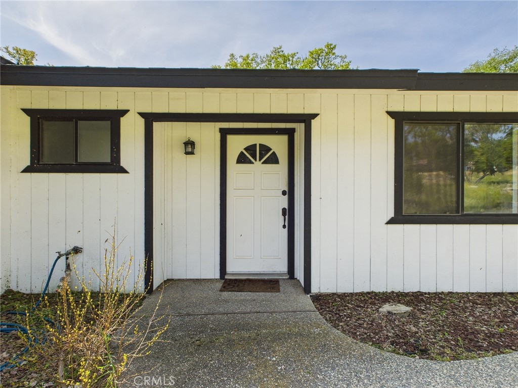 43642 Crystal Cave Circle