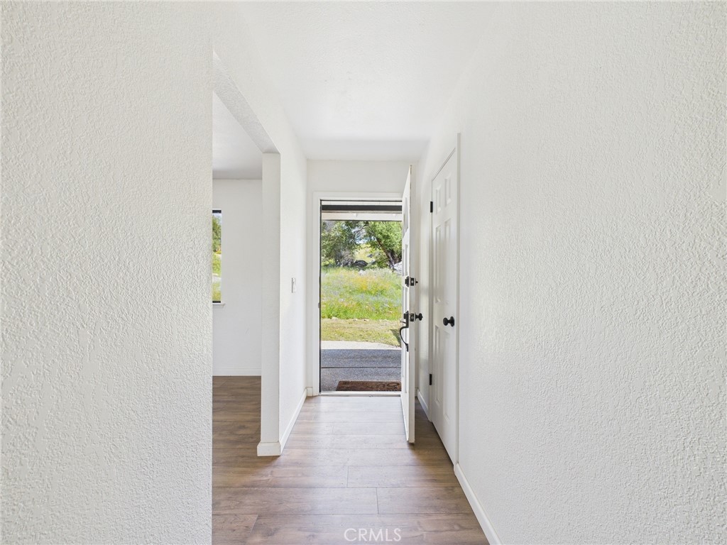 43642 Crystal Cave Circle