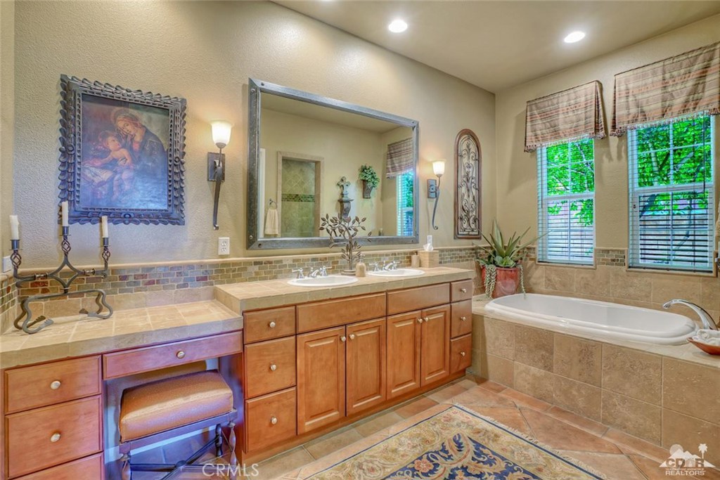 Santo Tomas - Residential