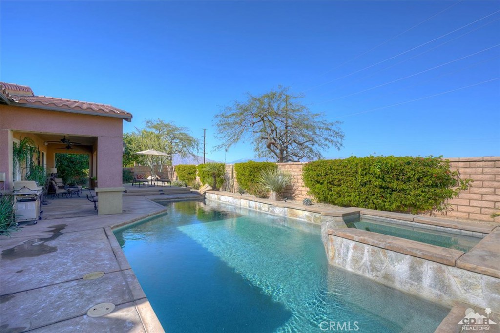 Santo Tomas - Residential