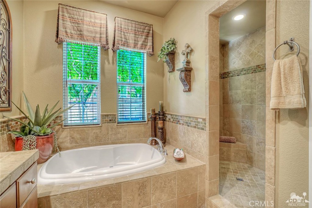 Santo Tomas - Residential