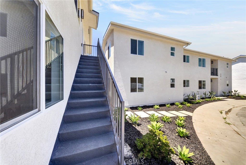 Photo of 776 W Wilson Street, Costa Mesa, CA 92627 (MLS # OC26212352)