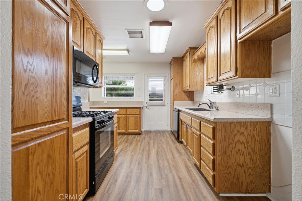 42123 45th Street W