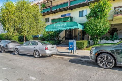 5460 White Oak F303 Encino CA 91316