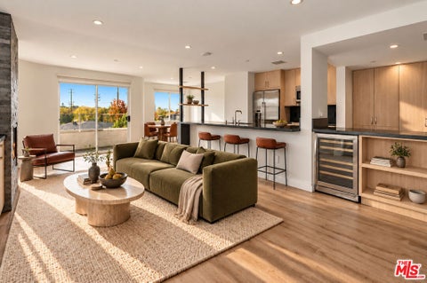 Photo of 10951 National Boulevard #303, Los Angeles, CA 90064 (MLS # 26993697)