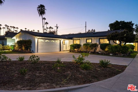 Photo of 10501 Forbes Avenue, Granada Hills, CA 91344 (MLS # 26866191)