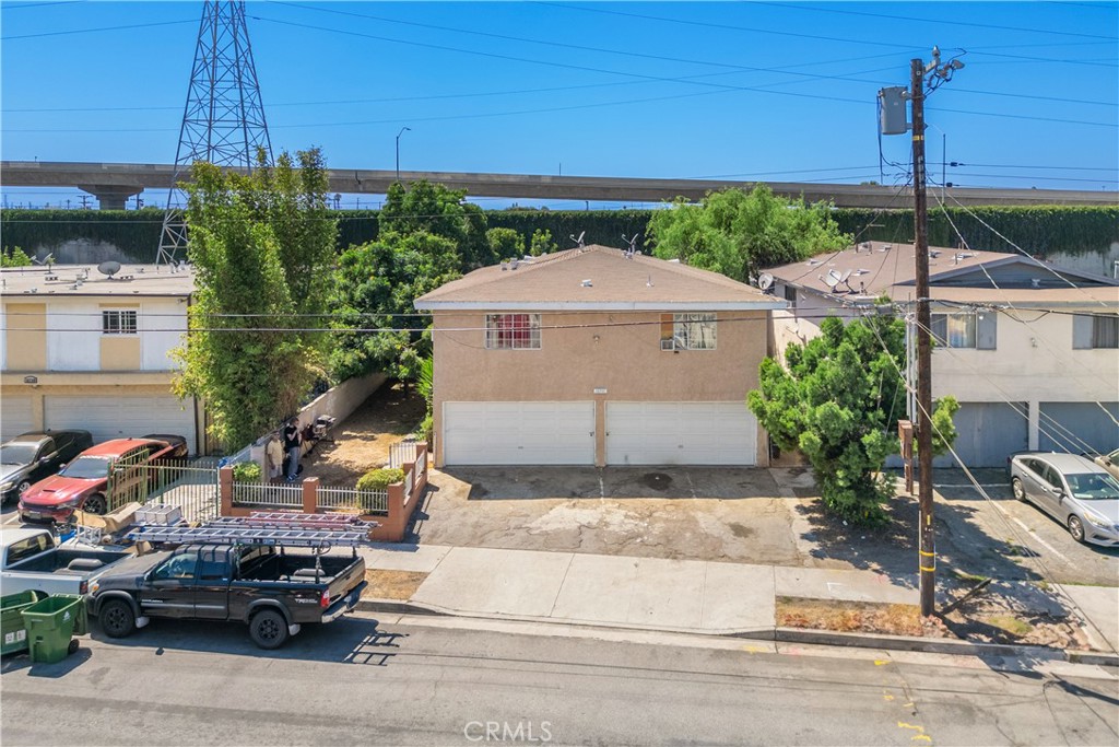 16701 S Denver Avenue
