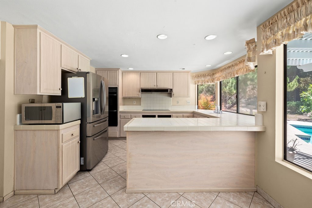 25502 Ponce Court, Laguna Hills CA 92653 - Photo 7