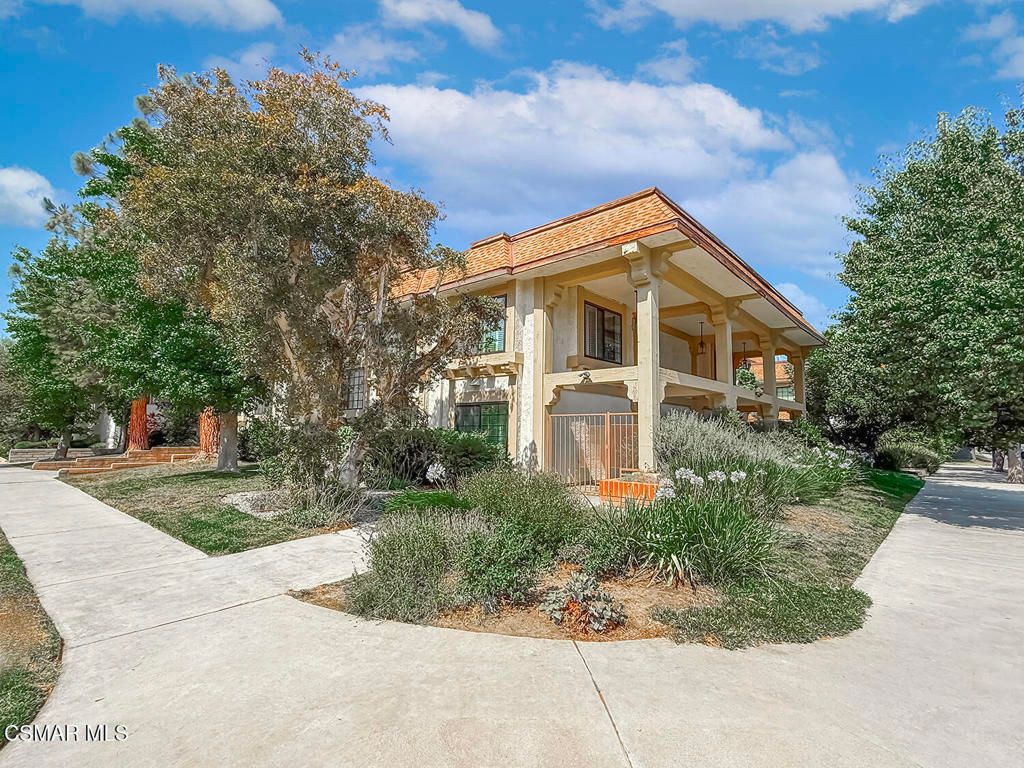 Photo of 5404 Quakertown Avenue #3, Woodland Hills, CA 91364 (MLS # 225003182)