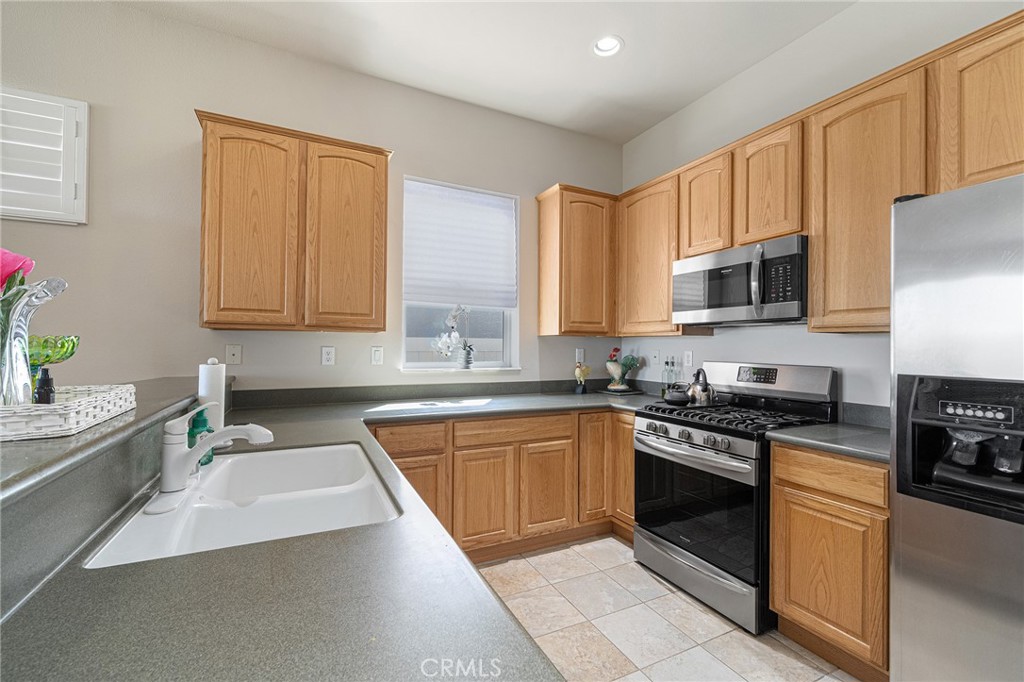 1066 Northview