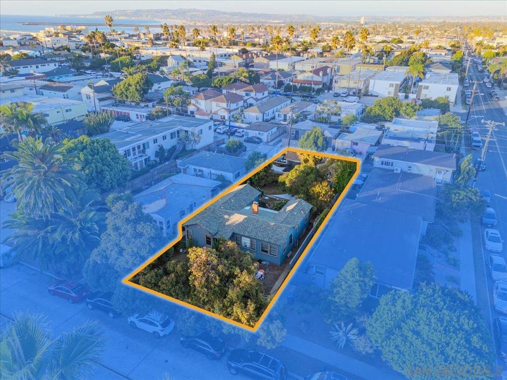 4922 24 Coronado Ave