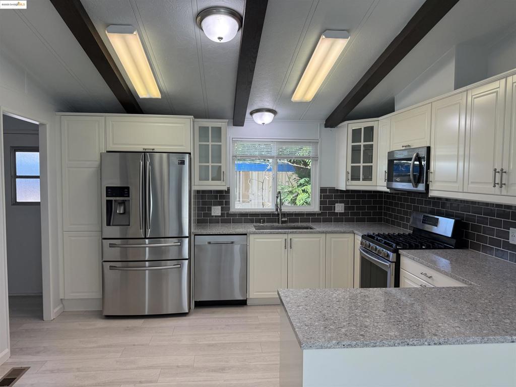 841 W Brannan Island Rd