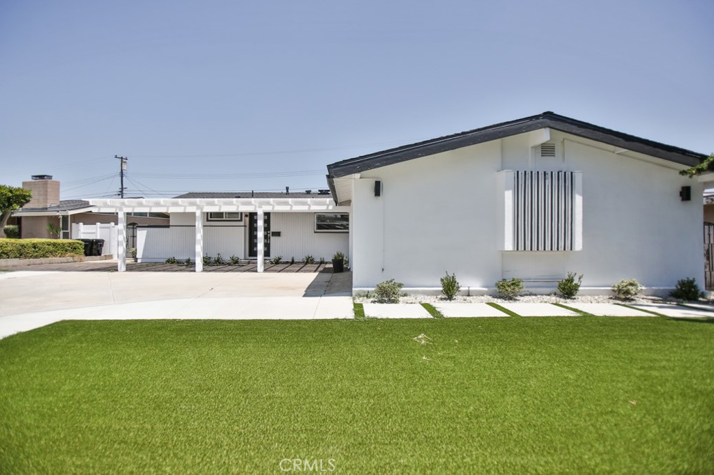 13282 Cherry Street