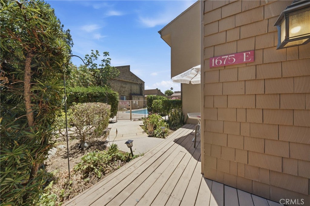 1675 W Lambert Rd. 17 E