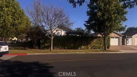 Photo of 11841 Montecito RD, Los Alamitos, CA 90720 (MLS # SB26100250)