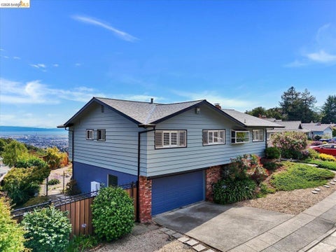 Photo of 585 Crestmont DR DR, Oakland, CA 94619 (MLS # 41140462)