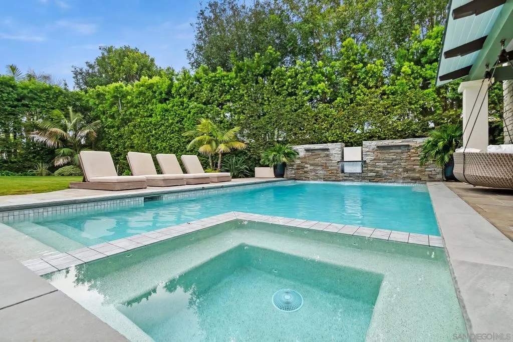 La Jolla, California 92037, United States, 6 Bedrooms Bedrooms, ,8 BathroomsBathrooms,Residential,Active,243051