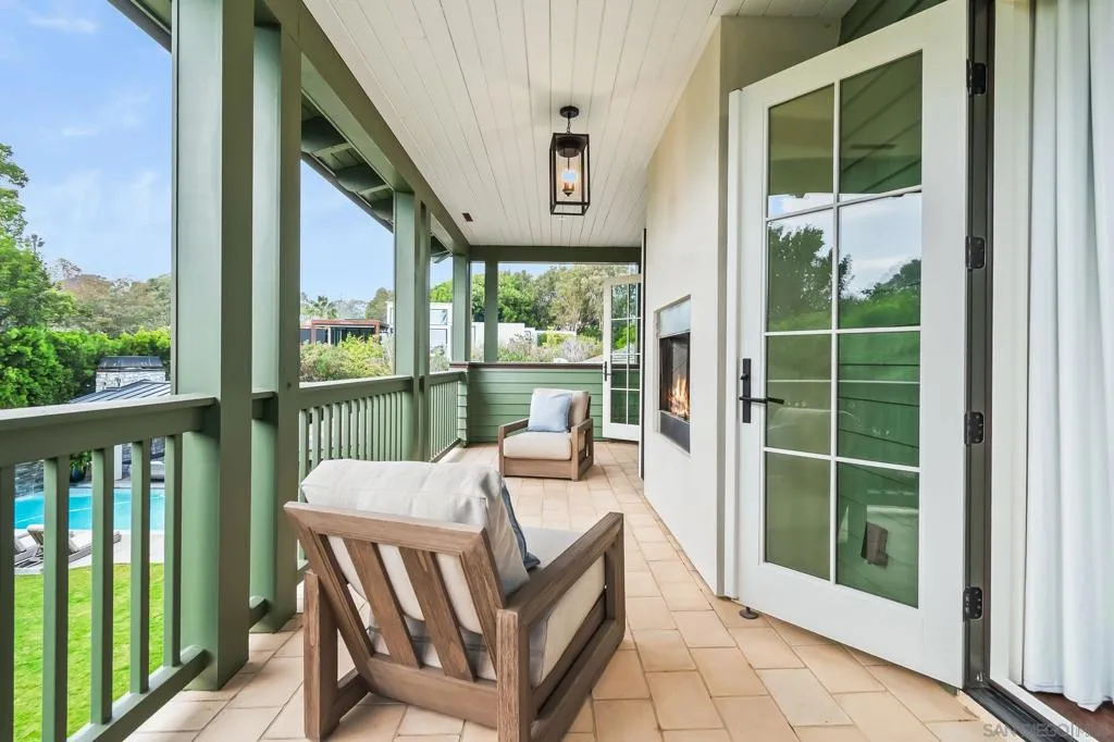 La Jolla, California 92037, United States, 6 Bedrooms Bedrooms, ,8 BathroomsBathrooms,Residential,Active,243051