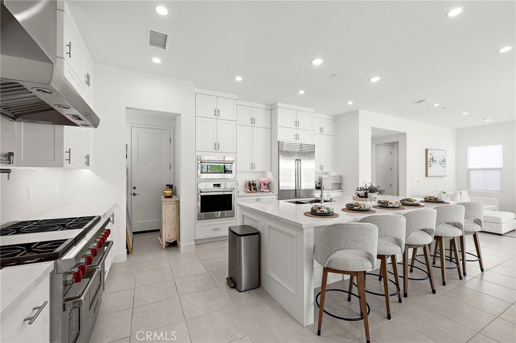 106 Bright Star, Irvine CA 92618 - Photo 10