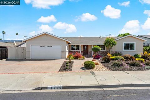 Photo of 4605 Wilson Lane LN, Concord, CA 94521 (MLS # 41134300)