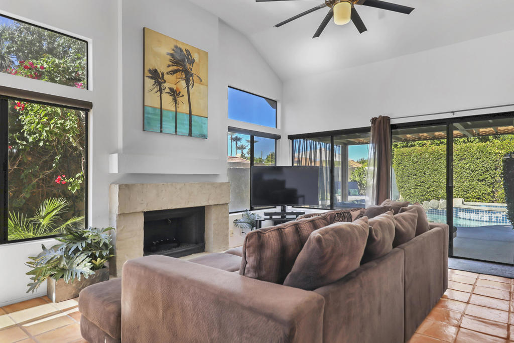 Silver Sands R.C. - Residential