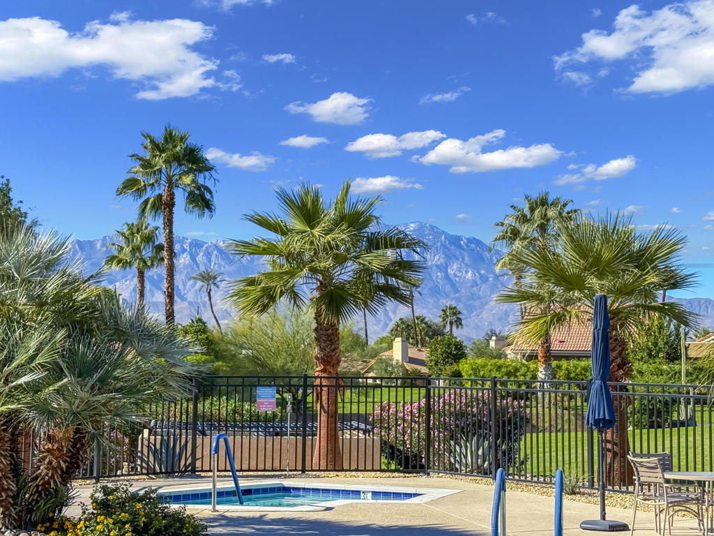 Silver Sands R.C. - Residential