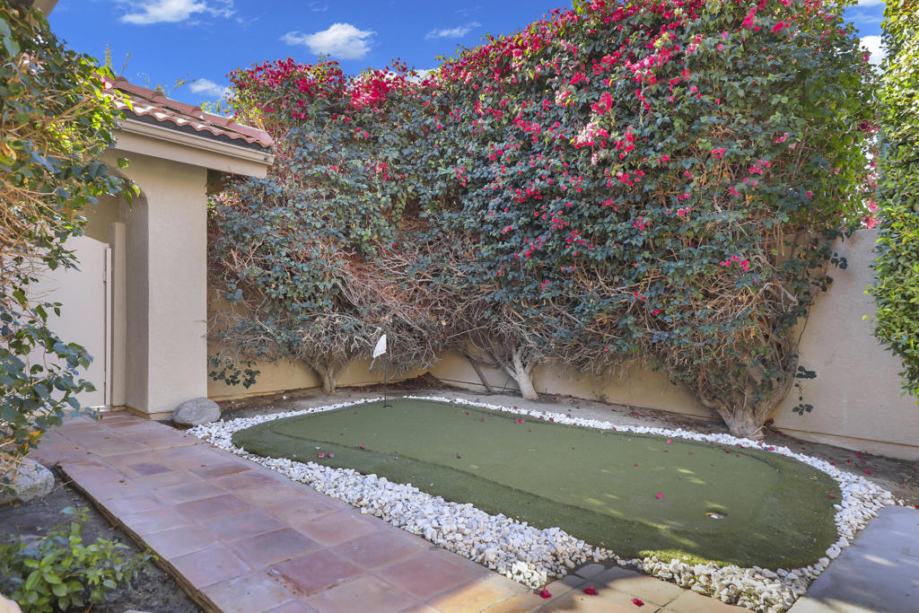 Silver Sands R.C. - Residential