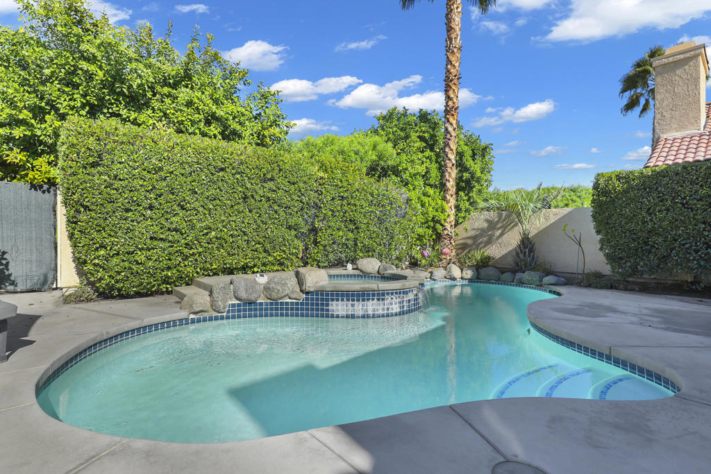 Silver Sands R.C. - Residential